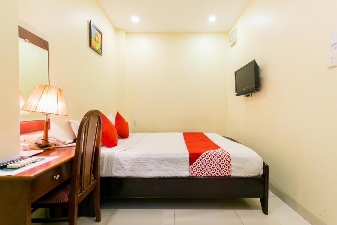 Oyo 422 Nguyen Thanh Hotel Ho Chi Minh City Exterior photo